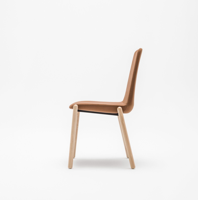 Ulti wooden leg chair brown