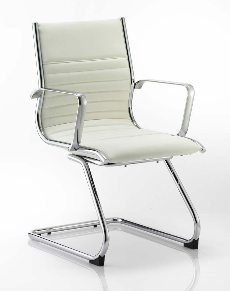ritz medium back chair castor white
